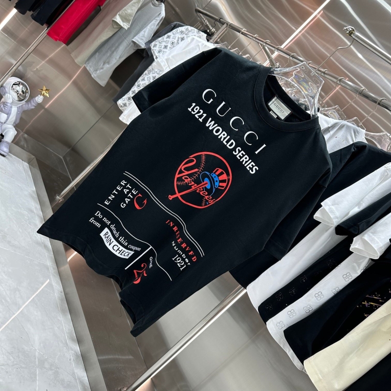 Gucci T-Shirts